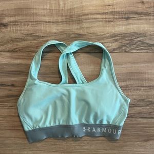 Under armour cross back sports bra